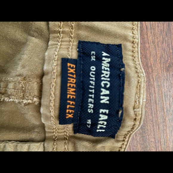 American Eagle Khaki Shorts - Picture 3 of 4